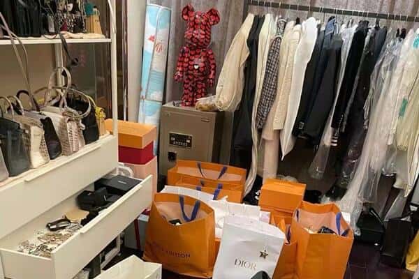 绥化望奎县回收一线品牌衣服